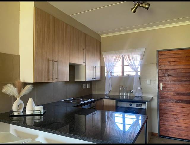2 BEDROOM APARTMENT FOR SALE IN SAGEWOOD